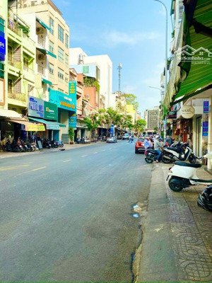 bán nhà hxh 8m nguyễn thiện thuật, phường 1, quận 3.