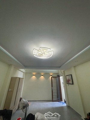 nhà 3 tầng đẹp, gần lâm văn bền - 38m2 - 3,4ty thương lượng anh phương chủ nhà