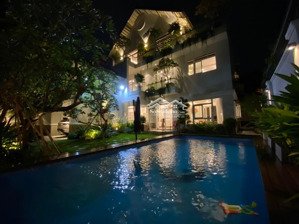 bán biệt thự đẹp nhất khu thảo điền quận 2 tp.thủ đức 20x25m trệt 2 lầu 500m2 hồ bơi sân vườn