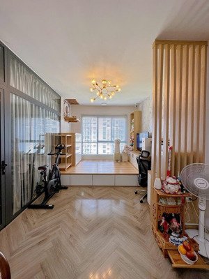 bán căn hộ emerald, giá 3 tỷ 300tr, 53m2 1pn + 1wc, full nội thất, tầng cao, alo em xem nhà 24/7