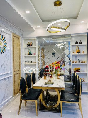 bán căn góc emerald 87m2, giá 4 tỷ 5, 2pn + 2wc + 1 kho, view công viên, có nội thất, hỗ trợ vay
