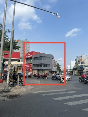 cho thuê nhà góc 2 mặt tiền 170a nơ trang long, quận bình thạnh. ngã 4 phan văn trị - chu văn an