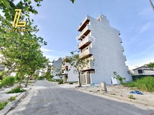 bán toà căn hộ mới keng dòng tiền 40-60tr/tháng tại fpt city đà nẵng vị trí đẹp