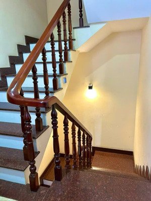 nhà 5 lầu đang kinh doanh hẻm nhựa đẹp đại học hồng bàng - điện biên phủ bình thạnh 4,5x16m3