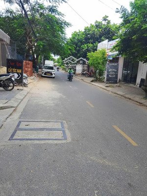 gần biển! bán toà căn hộ 5 tầng 120m2, 8,85 tỷ kiệt lê văn thứ - q. sơn trà