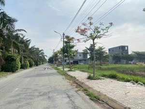 đất có sổ hồng, 675 triệu, xã long hưng 105m2 ( cách svd gò công 700m ), sđt: 
