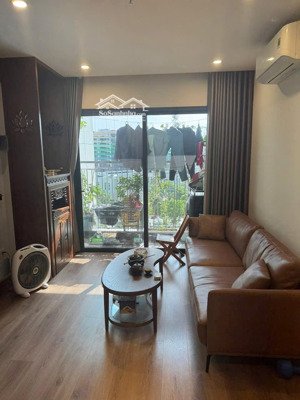 bán căn hộ chung cư view bể bơi - tòa i1 vinhomes smart city - 43m - giá chỉ 3.65 tỷ