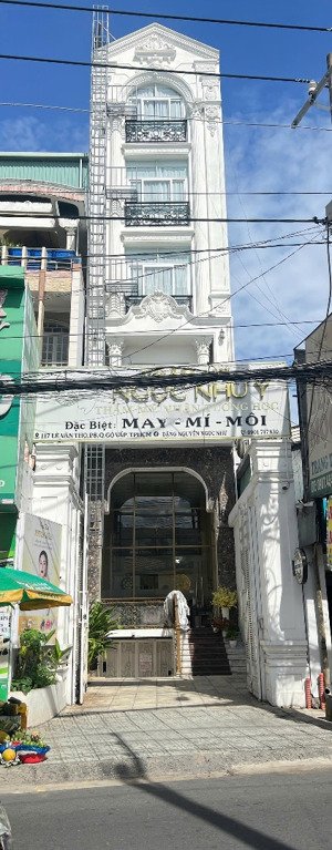 quá rẻ : mặt tiền lê văn thọ ngay quang trung, dt: 220m2, kết cấu: hầm 7 tầng, hđt: 152 tr ~ 5%/năm