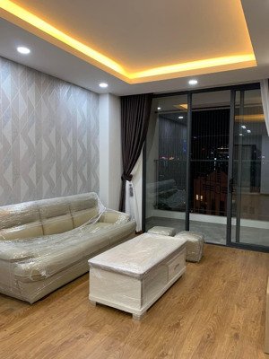 duy nhất căn 2 ngủ cho thuê tại the park home, full nội thất, 18 triệu, vào luôn. lh o.971..342.965