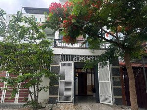 nhà 7,5 tỷ khu đô thị phước long - thuộc phường nam nha trang, 4 phòng ngủ, 5 wc phù hợp gia đình