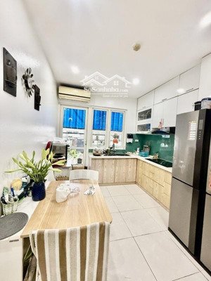 đại kim building - 2 phòng ngủ thoáng sáng ban công view trường học cấp 1