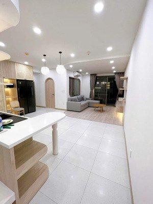 chủ kẹt tiền bán căn hộ saigon south giáp phú mỹ hưng nhà mới 100% 2pn 2wc giá tốt nhất thị trường