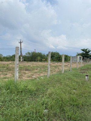 đất f0 tại kcn phước đông, 120m2/560tr đất thổ cư. quốc lộ 50 ,phước đông , cần đước, long an.