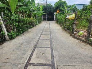 lô đất thổ cư ngang 6m đường rộng ngay gần ubnd và chợ