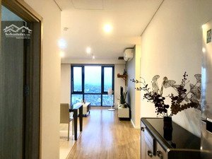 cần bán nhanh căn mipec dt 80m2 full nội thất giá 6.6 tỷ bao phí