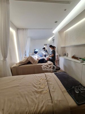 bán nhà mặt phố tại nguyễn ngọc phương, 19 tỷ, 120m2, chính chủ hot!