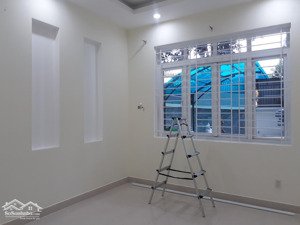 bán biệt thự mặt tiền đường quốc hương nối dài thảo điền - 333m2 - giá cực tốt