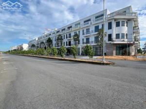 Nền đẹp trục chính Khu Dân Cư Hồng Loan 6A ( đường D1 )