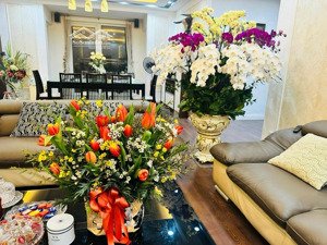 chính chủ bán nhà toà 34t hoàng đạo thuý 160m2 3pn 3 wc 11.9 tỷ , full nội thất, view quảng trường