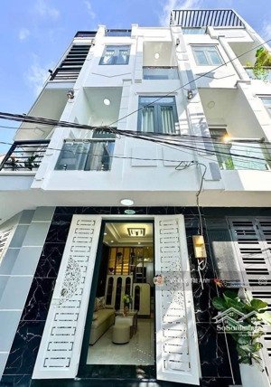 giảm giá lần 3 chỉ 6,8 tỷ. thanh lý gấp chdv có thang máy. thu nhập 50tr/th, 8 phòng vip