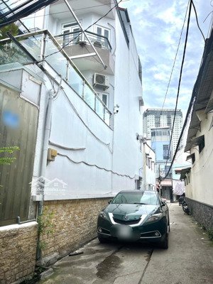 nhà đẹp âu dương lân-hẻm xe hơi-sổ vuông nỡ hậu đẹp-công nhận 52m2-sát pack mall-nhỉnh 6tỷ..