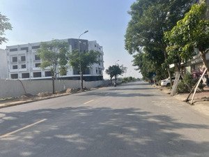 xem ngay giá rẻ nhất khu - shophouse trâu quỳ, chỉ 13,5 tỷ 5 tầng, bàn giao thô, sổ đỏ chính chủ