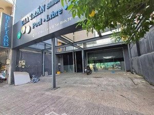 duy nhất, chính chủ cần bán nhà mặt tiền đường bàu cát 8.p 14 quận tân bình.dt 230m2 giá 41 tỷ