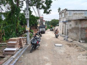 trục chính-- lương quy xuân nộn (68 triệu/m) kinh doanh đỉnh