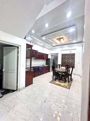 pl11 cho thuê nhà 5 tầng khu lê hồng phong full nội thất