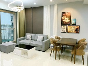 bán gấp căn hộ h2 hoàng diệu q. 4, dt 69m2 gồm 2pn 2wc, giá 1 tỷ 720 có sẵn nội thất, có sổ hồng