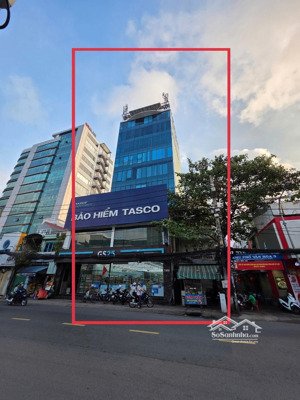 tin thật 100%, bán nhà mt nguyễn văn trỗi. q phú nhuận, ngang 11m, 8 tẩng, giá 50 tỷ, hdt 200 triệu