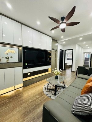 chính chủ bán căn 65m2, 2 phòng ngủ, ct12 nguyễn xiển, kim văn kim lũ