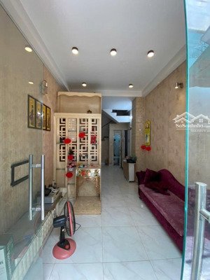 quận 6, ngay trung tâm chợ lớn, nhà đẹp 4 tầng, chỉ 4 tỷ 790