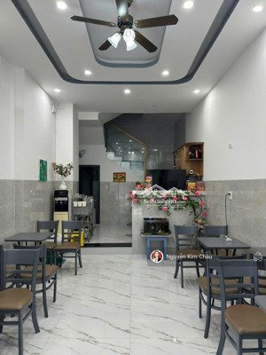 hiếm shophouse vừa ở kinh doanh gần biển sắp có sổ2 ty650 ph nha trang đang cho thuê tốt