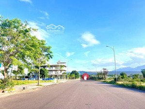 bán nhanh lô đất đường 27mét, khu đô thị mỹ gia gói 5 tháu hưng giá chỉ 4,75 tỷ.