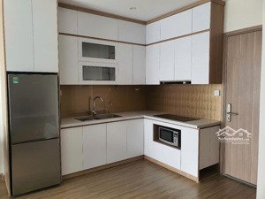 bán gấp căn 1 ngủ +1, đồ cơ bản, giá 3.1 tỷ, phân khu imperia solar park, vinhomes smart city