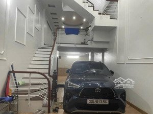 cần bán gấp nhà phố thái hà, dt 48m2 x 5 tầng, ô tô vào nhà . kd cho thuê văn phòng.