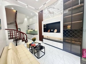siêu hót ! bùi xương trạch 42m2+5tầng+full nội thất, ba gác đỗ cửa, 60m ra ô tô tránh - sổ nở hậu .