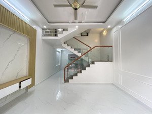 bán nhà ngõ oto tại 560 thiên lôi