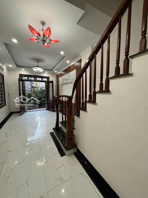 bán nhà 5 tầng 33m cuối phố bà triệu hà đông, ngõ nông oto đậu gần, nhà ngay trường tpht lê lợi.