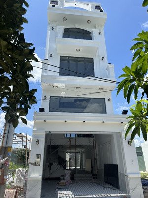 bán nhà giá rẻ xã long thới huyện nhà bè tphcm. 5m x 18m