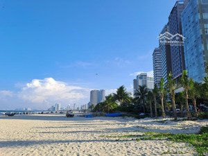 chào bán lô đất biển sát góc hồ nghinh 250 m ra tới biển lô 3 mặt thoáng phù hợp xây căn hộ, villa