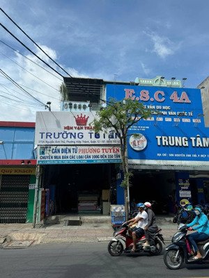 nhà mt nguyễn ảnh thủ q12 4,2x25 đúc 3 lầu 5pn, khúc sung nhất, gần chợ hiệp thành