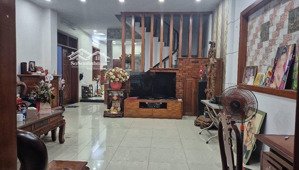 bán biệt thự 2 tầng, 212m2 (10 x 22m), đường số 12, tam bình, thủ đức, chỉ nhỉnh 15 tỷ.