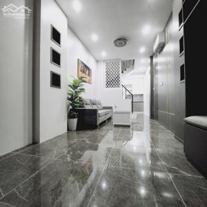 Bán nhà phố Hào Nam, Đống Đa, nhà đẹp full nội thất, ngõ thoáng