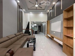 cho thuê nhà hxh hà huy giáp, q12, full nội thất, 3pn