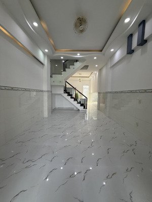 bán nhà hxh thông thạnh lộc, q12, 4m x 17m chỉ 4.x tỷ tl