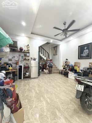Nhà phố Kim Mã – Ngõ nông – Lô góc 3 thoáng – Nhà đẹp – 32m2 – 5 tầng – 7.6 tỷ