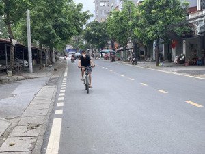 siêu phẩm lô góc ô tô vào đất uy nỗ đông anh hà nội gần bv đa khoa đông anh trung tâm hành chính