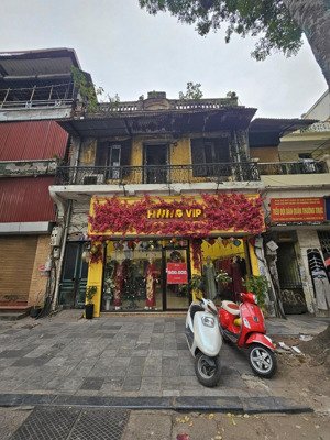 cho thuê nhà mặt phố hàng trống trung tâm hoàn kiếm 50m² mt 4m .kd mọi mô hình.